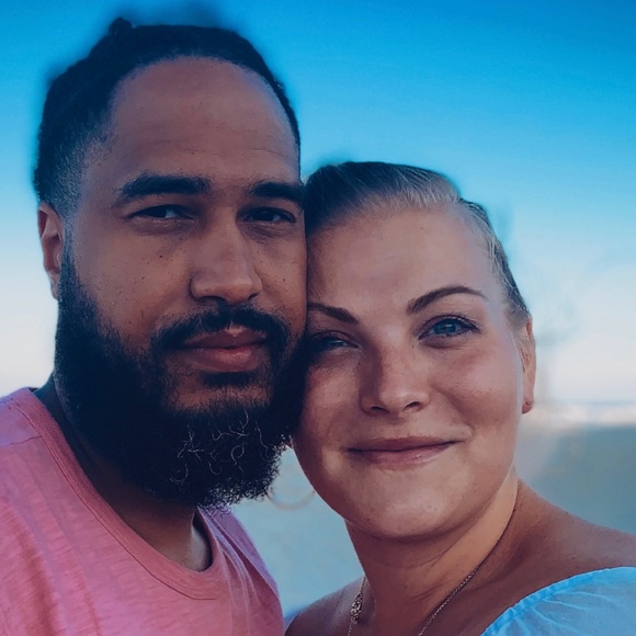 Meet your Posher, Hope - Picture 2 of 3